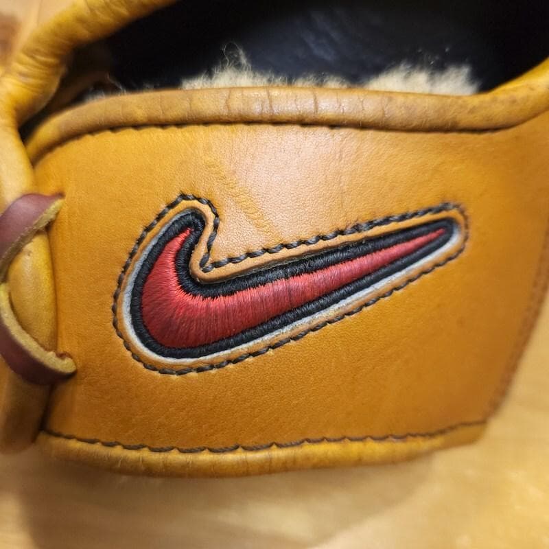 NIKE ナイキ ダイアモンドプロJ トップモデル 内野用 軟式グローブ