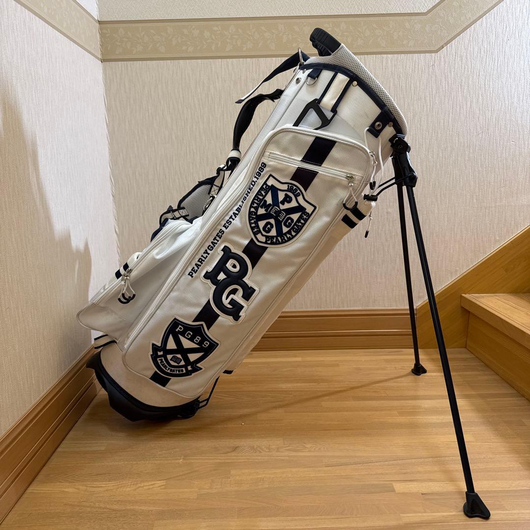 パーリーゲイツゴルフバッグ・キャディバッグ ホワイト　アイアンカバー付き