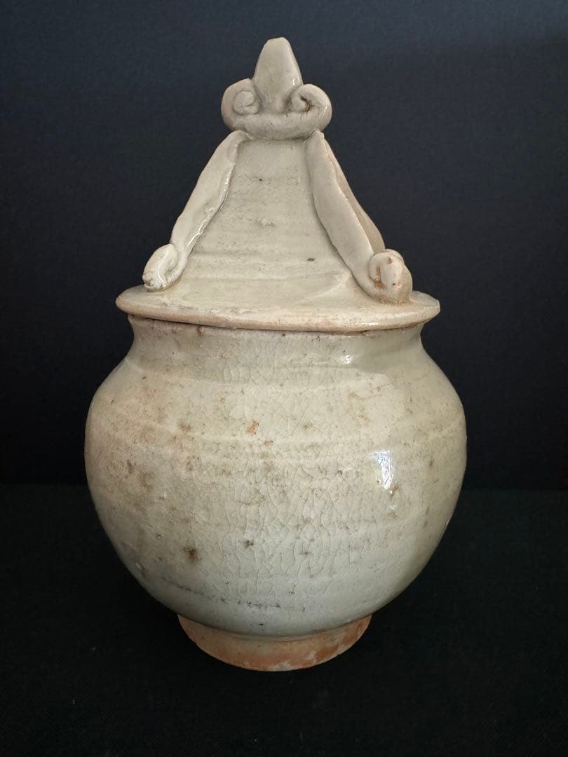 中国骨董　漢　青磁神亭小壺　蓋付き　茶入　茶壺　唐物　収蔵品　古美術(N-10)