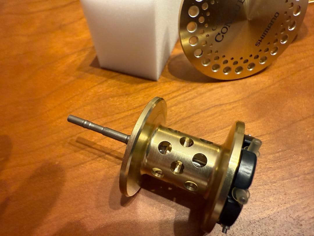 シマノ　01カルカッタコンクエスト100