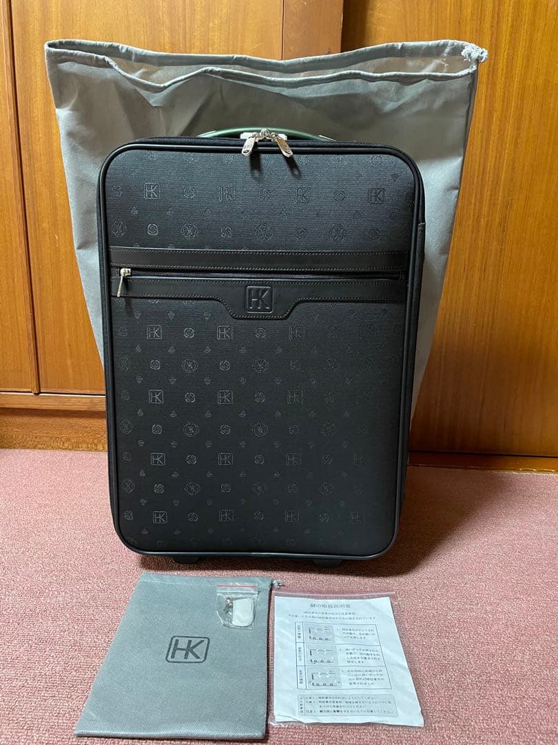 氷川きよしキャリーケース　キー付き