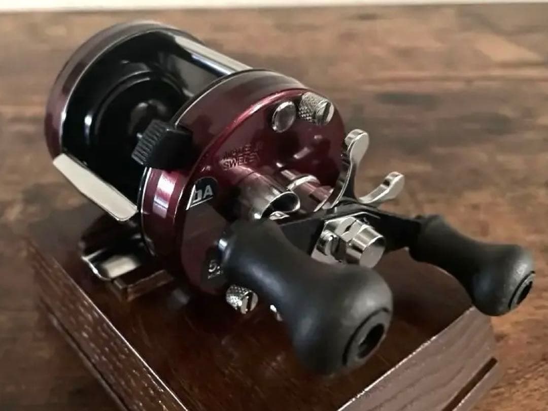 ABU Ambassadeur 2500C アブ アンバサダー バーガンディ