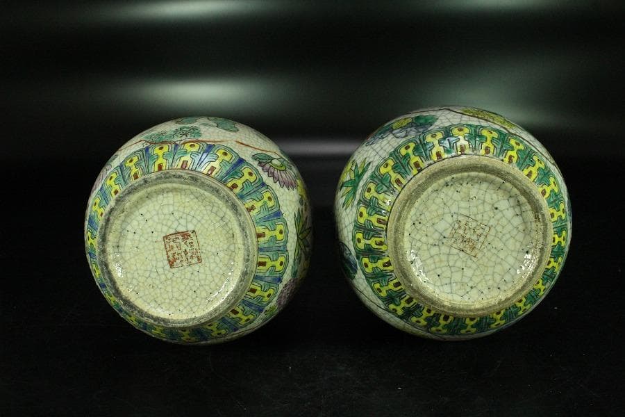 中国美術 色絵 唐子草花紋 瓶 一対 旧家蔵出(MG999)