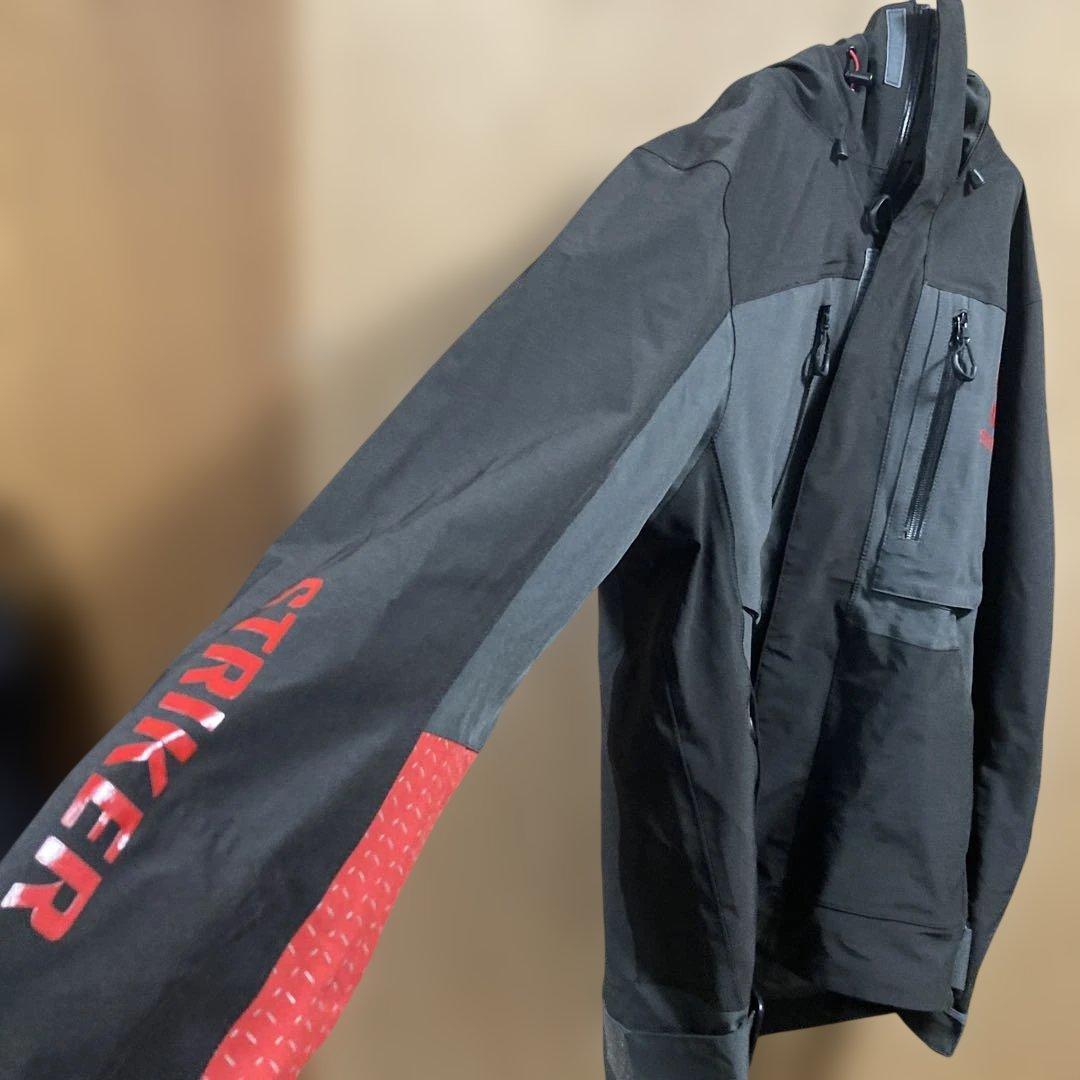ストライカー ビブ&ジャケット　レインスーツ上下