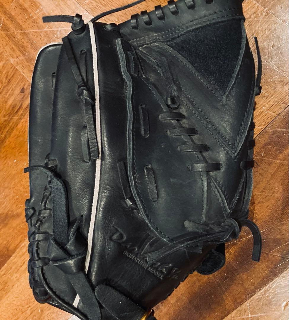 NIKEグローブ　ダルビッシュ有モデル　左利き用