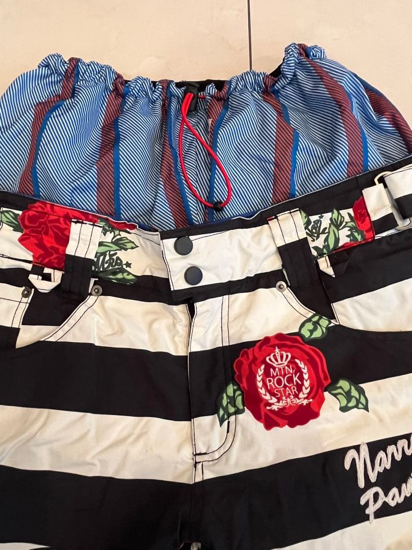 マウンテンロックスター S 上下セット スノーボードウエアー