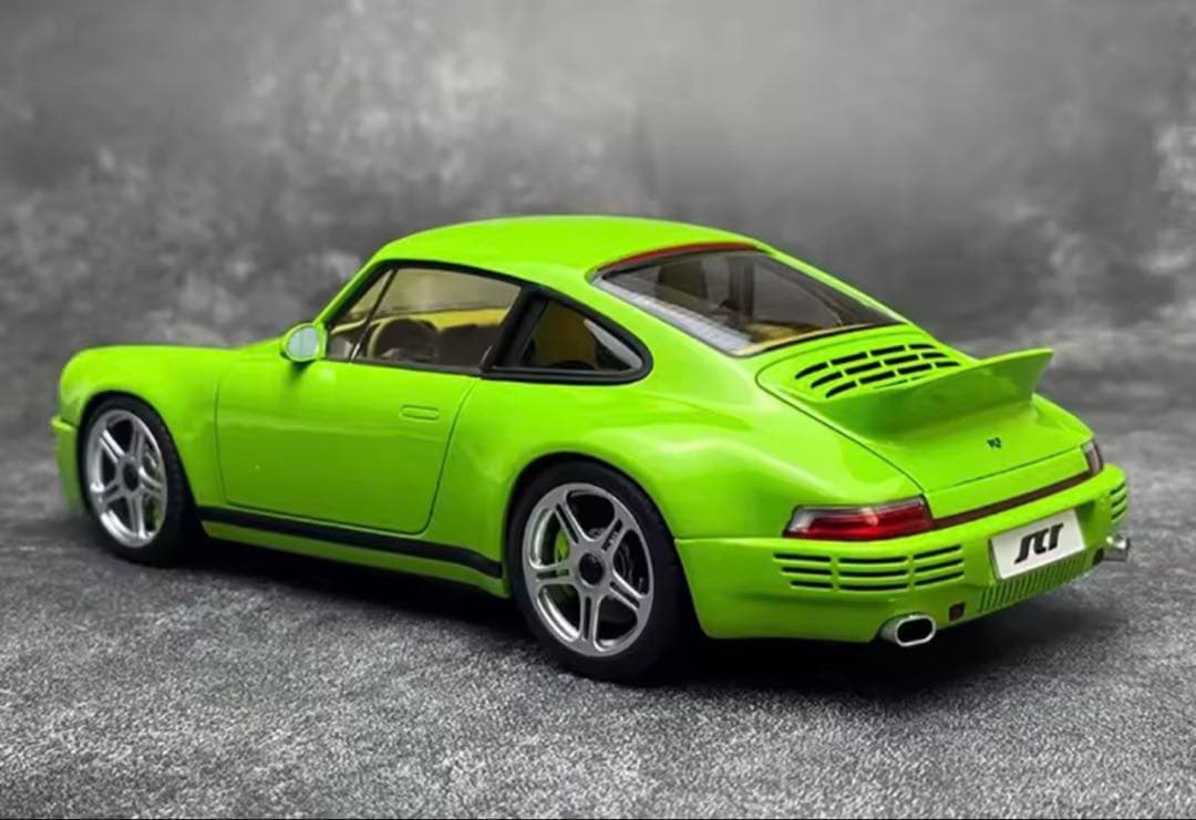 ポルシェ911風1\18スケールモデルミニカー ライムグリーン