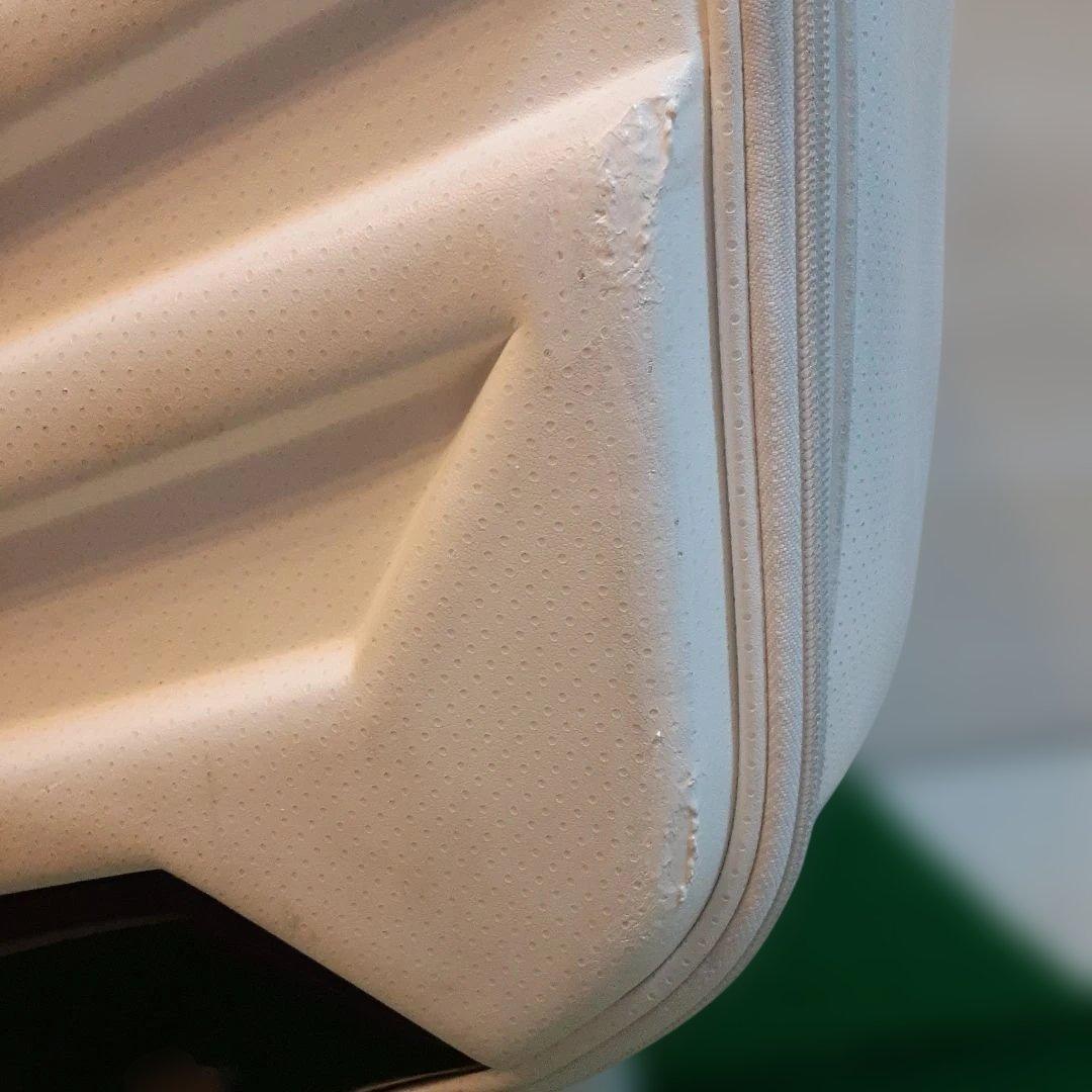 デサントゴルフ　キャディーバック最終価格