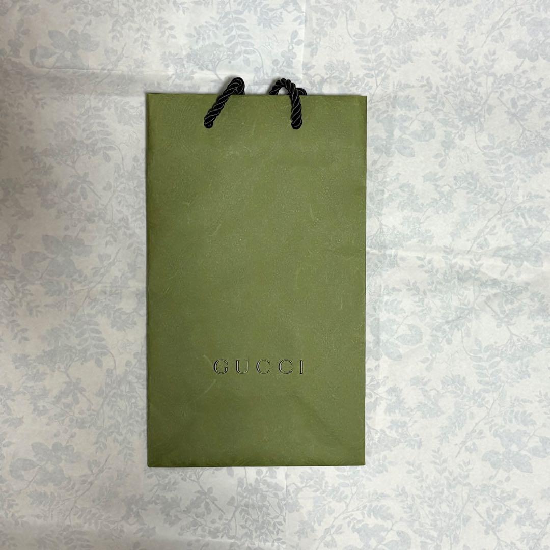 まとめ売り　GUCCI ショップ袋 オリーブグリーン+ホワイト+黒　送料込み