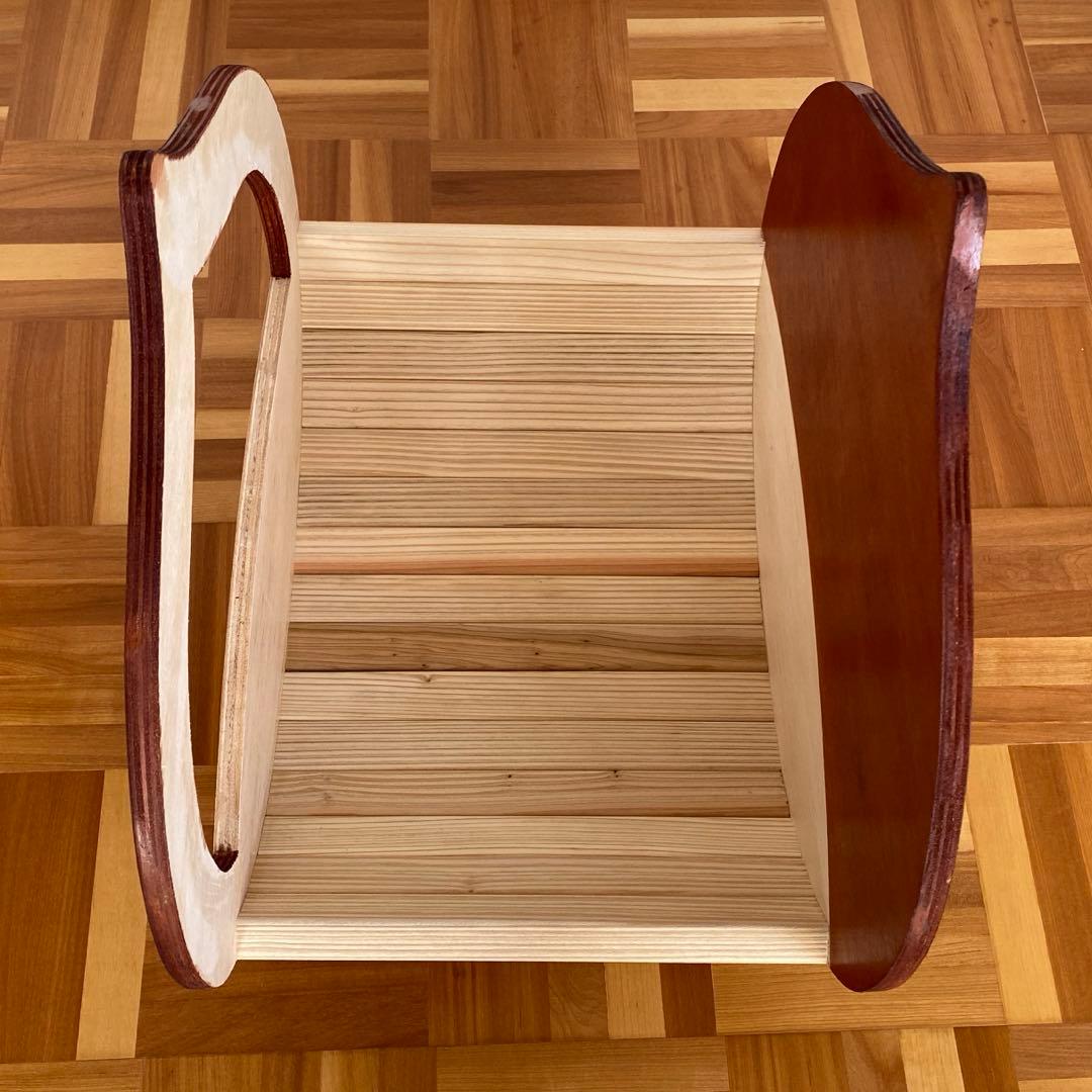 栗の形のベッド