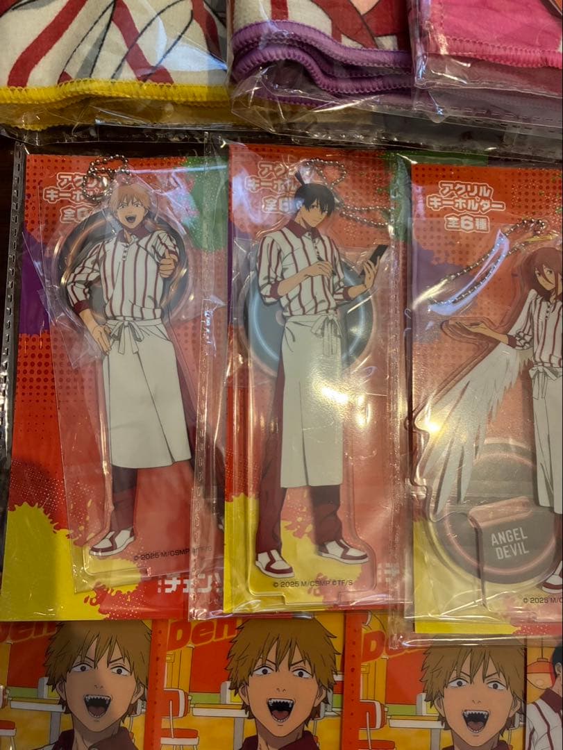 ラウンドワン　チェンソーマン　タオル アクリルキーホルダー　クリアファイル