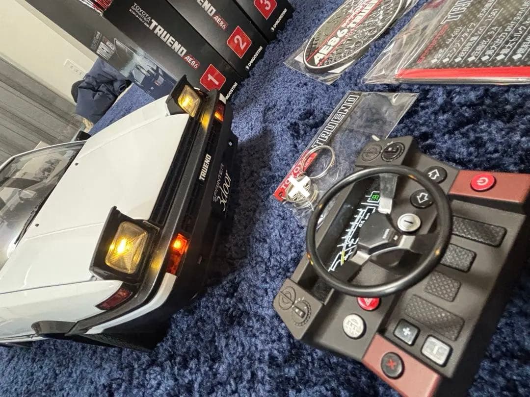 ディアゴスティーニ1/8 頭文字DのAE86ハチロク　完成品