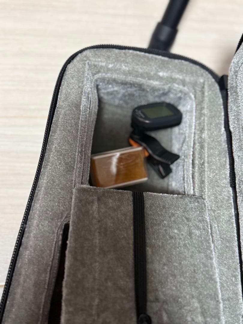 木製バイオリン 4弦 ハードケース付き