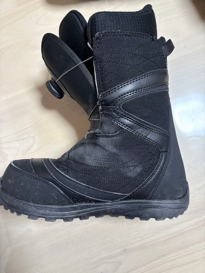 Burton スノーボードブーツ　24.5cm