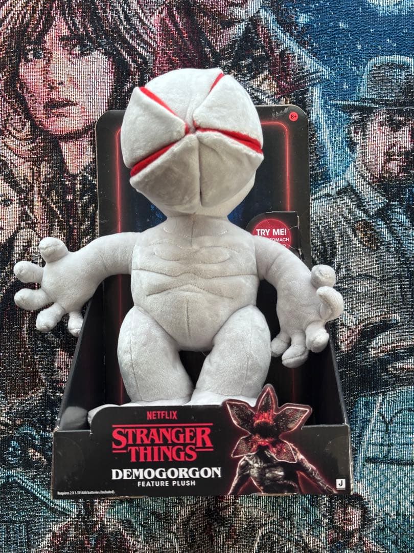 ストレンジャーシングス デモゴルゴンぬいぐるみ　カード型キーホルダーセット