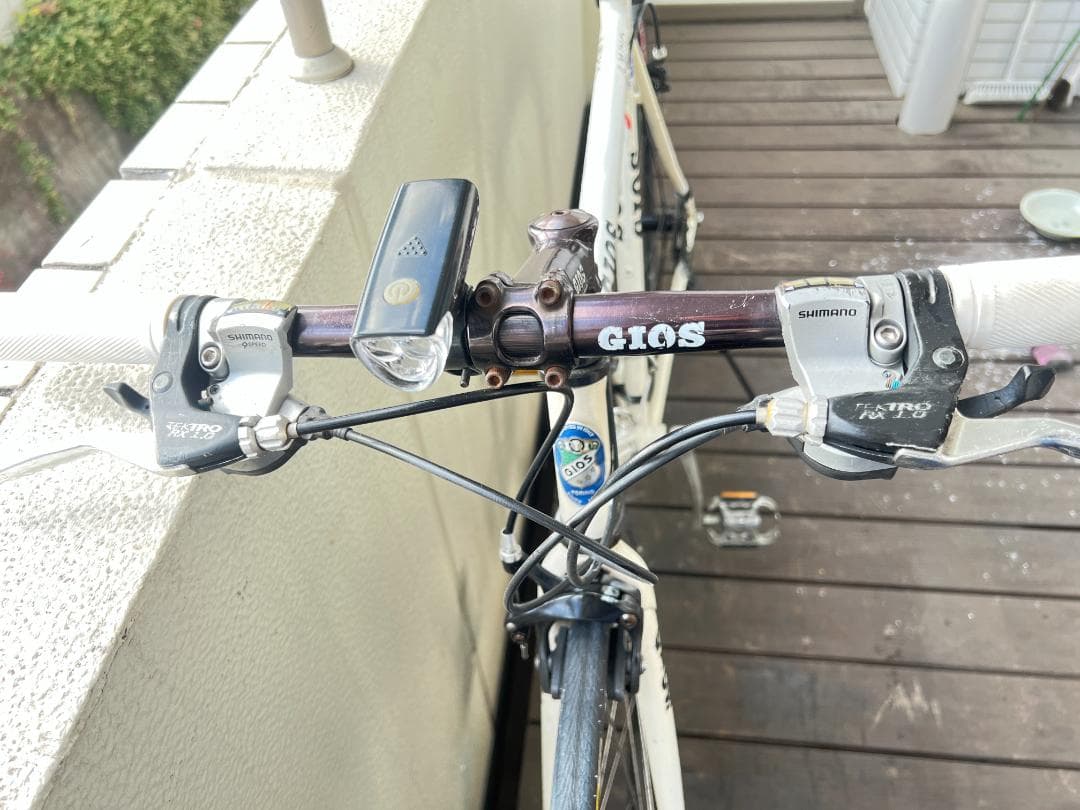 GIOS ジオスクロスバイク AMPIOホワイト １８段変速 700c　引取専用