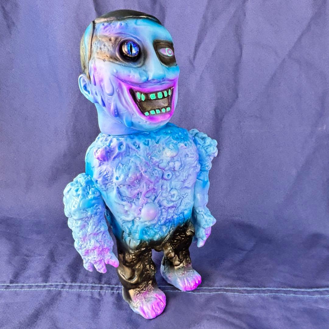 PUNK DRUNKERS ✕ Frank Mysterio コラボ ソフビ