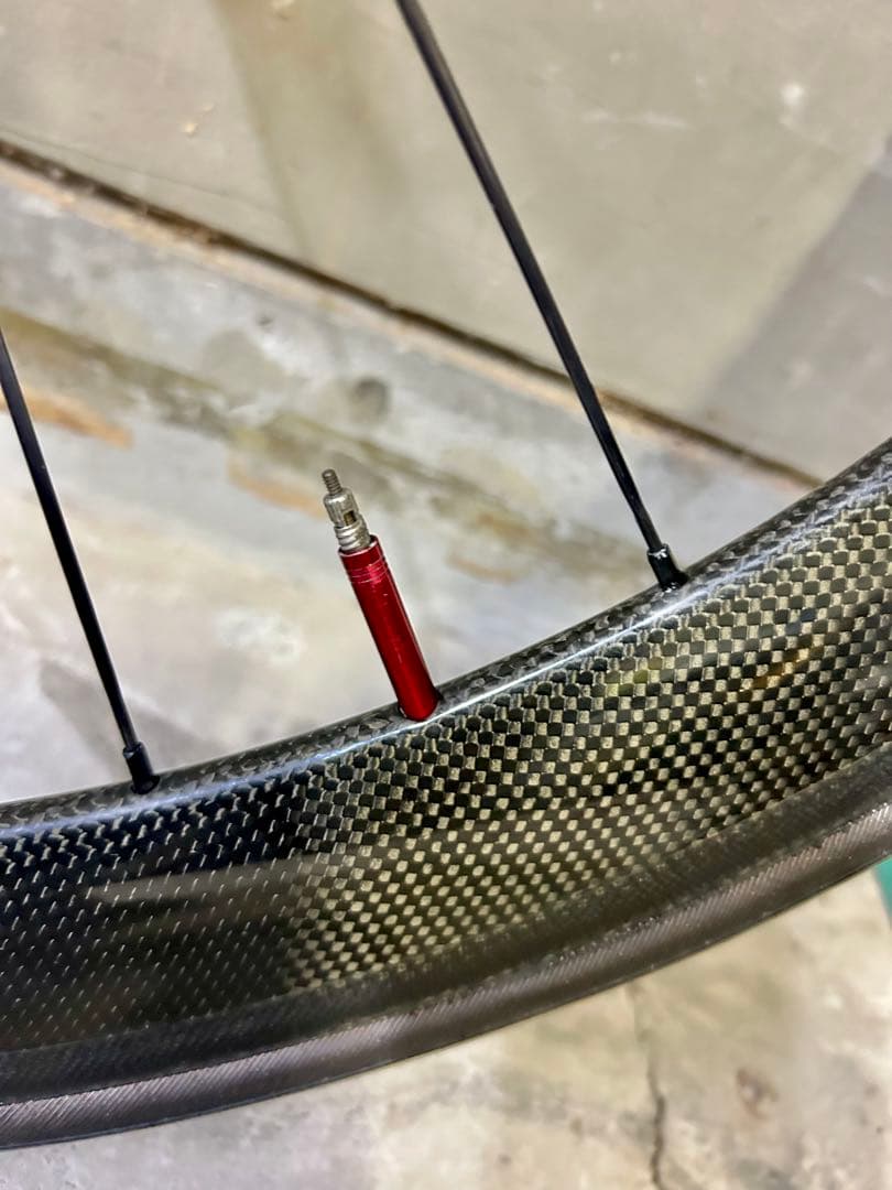 ◆鬼軽いカーボンホイール＋タイヤ重量0.93g！◆