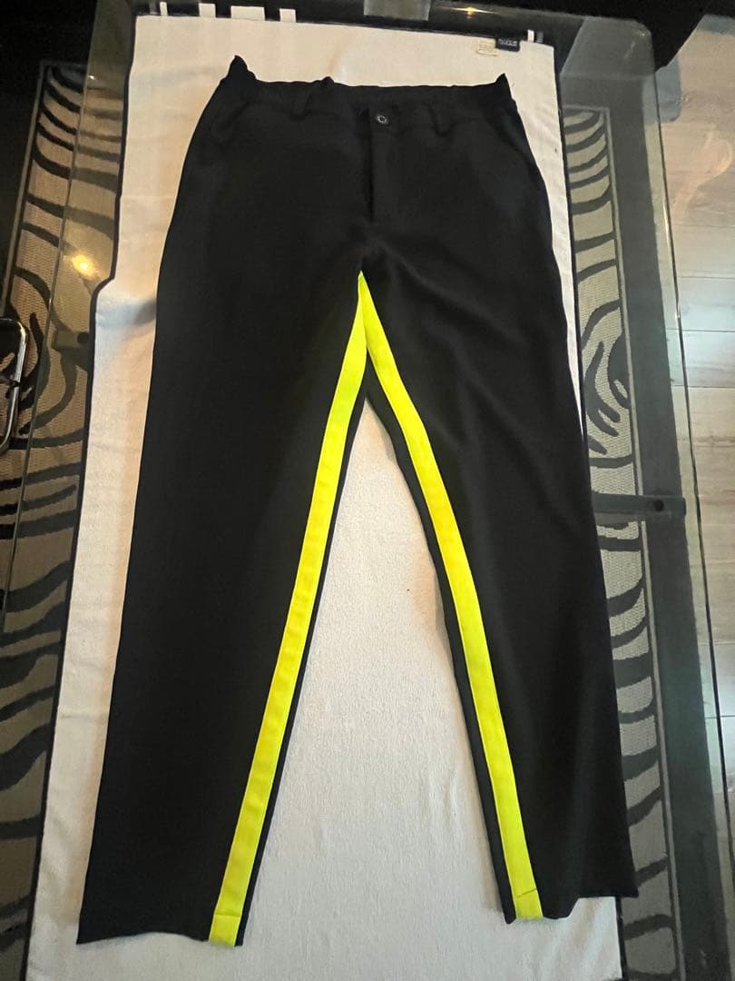 ムータマリン、フード付きジャージ上下セット