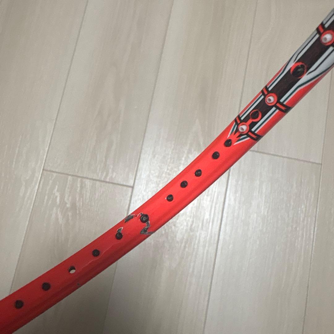バドミントンラケット ジースピ、ヒビあり