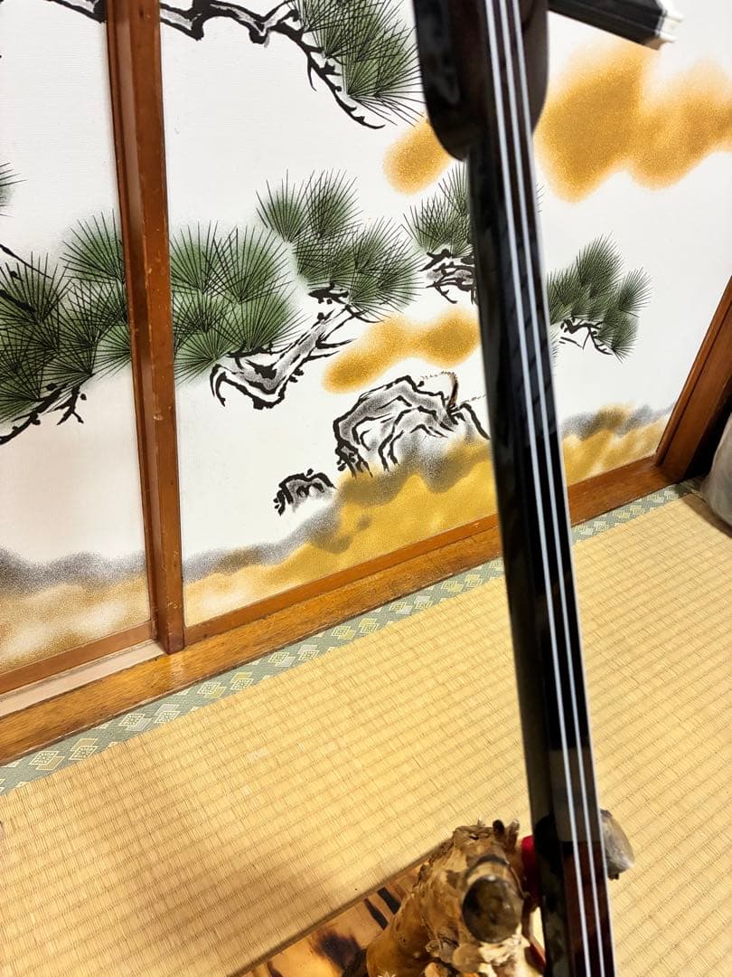 沖縄三線！黒木上質カマゴン！知念大工型！本張り【一枚張り】