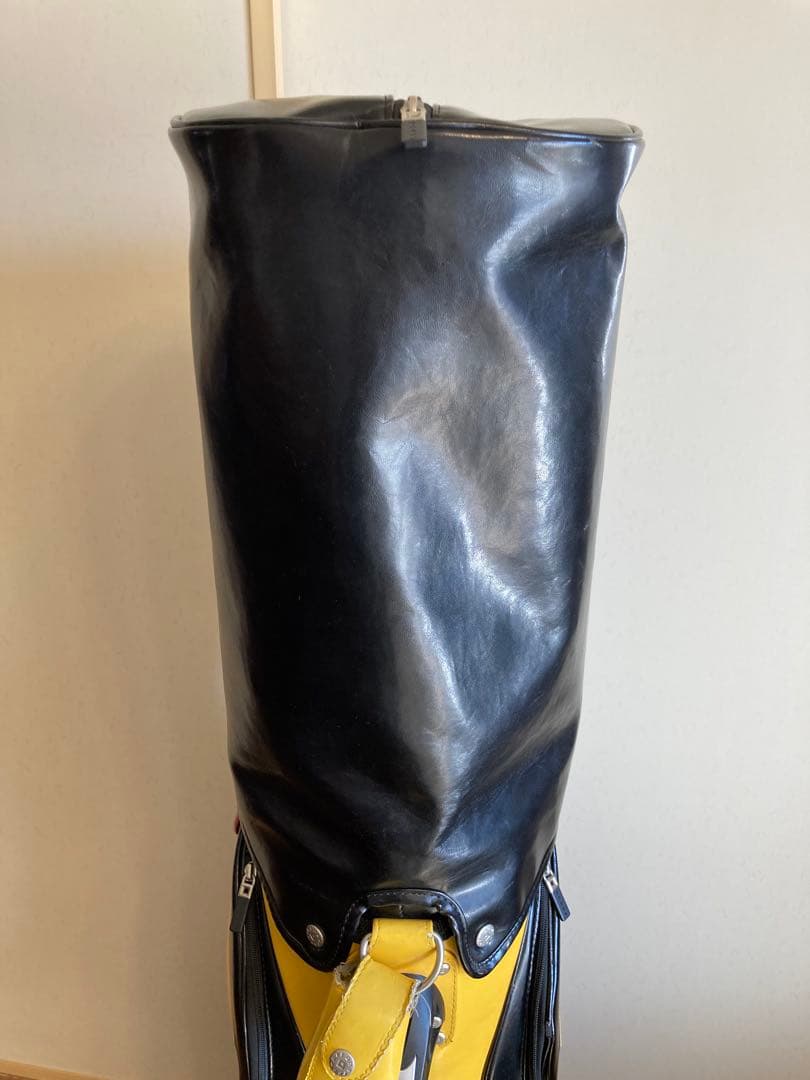 onoff オノフ　ゴルフキャディバッグ ツアー仕様　ブラックxイエロー