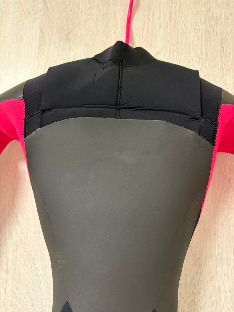 【超美品】セミドライ　フルオーダーウエットスーツ3✖️5mmレディース