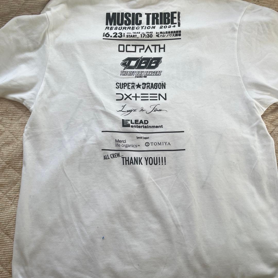 サイン入りTシャツ(DXTEEN)