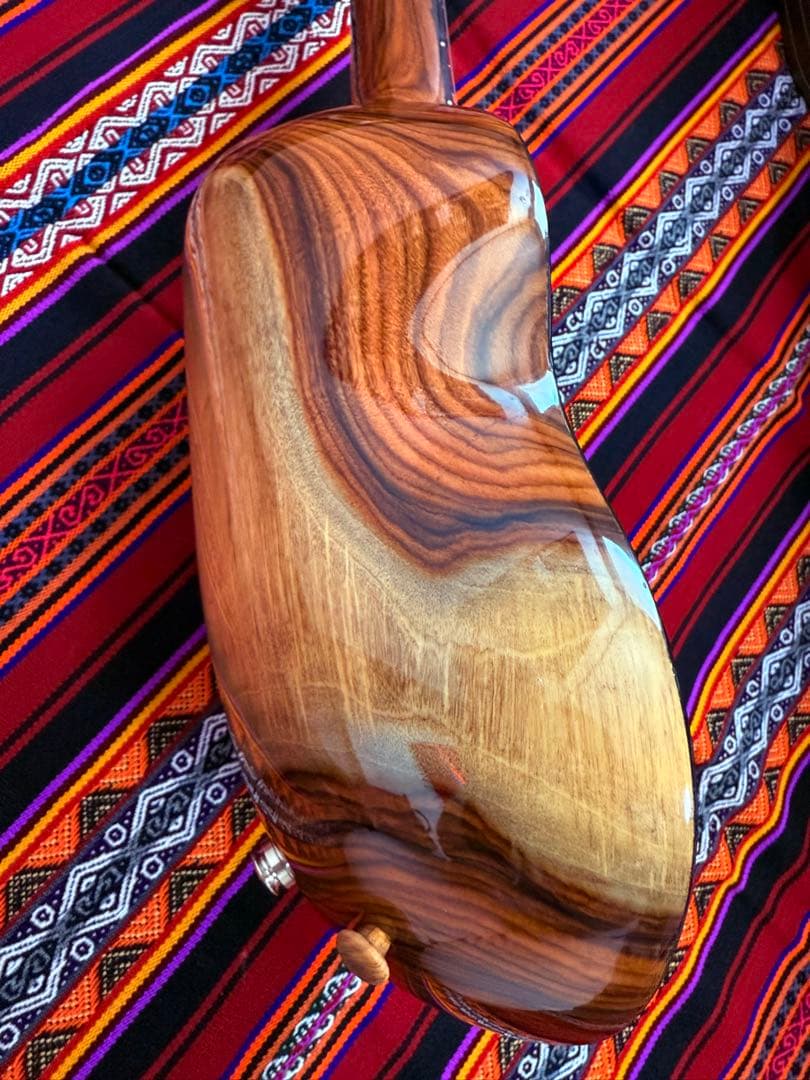 新品 特注品　チャランゴ キスペ・トーレス charangoフォルクローレ