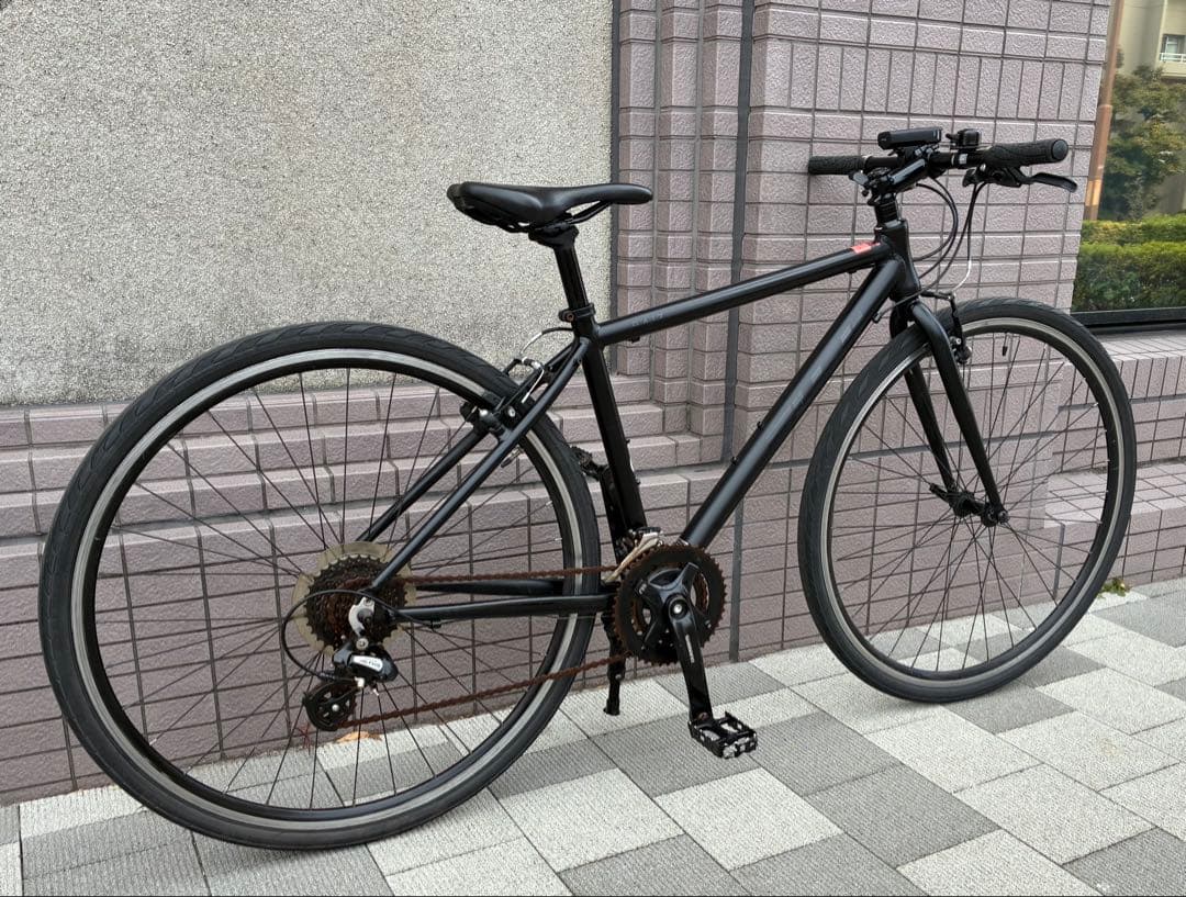 FUJI フジRAIZ 2023年　クロスバイク　マットブラック　18段　東京