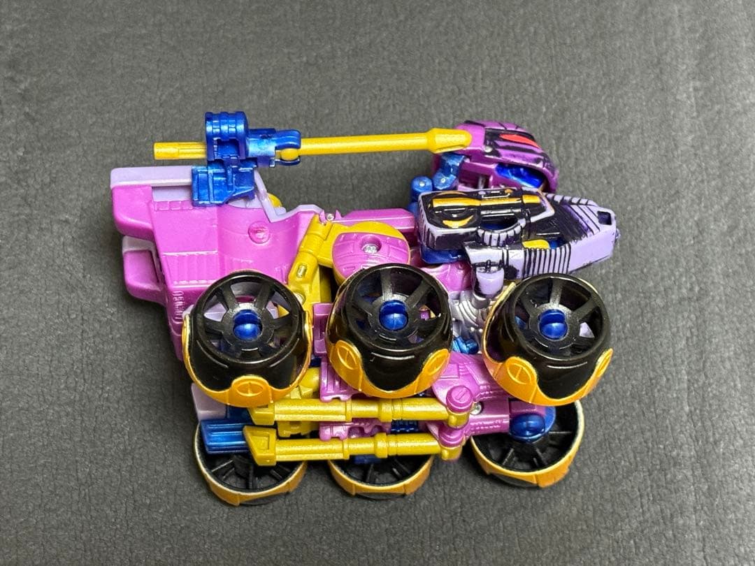 トランスフォーマー ビーストウォーズリターンズBR-13 ビーコンストライカ