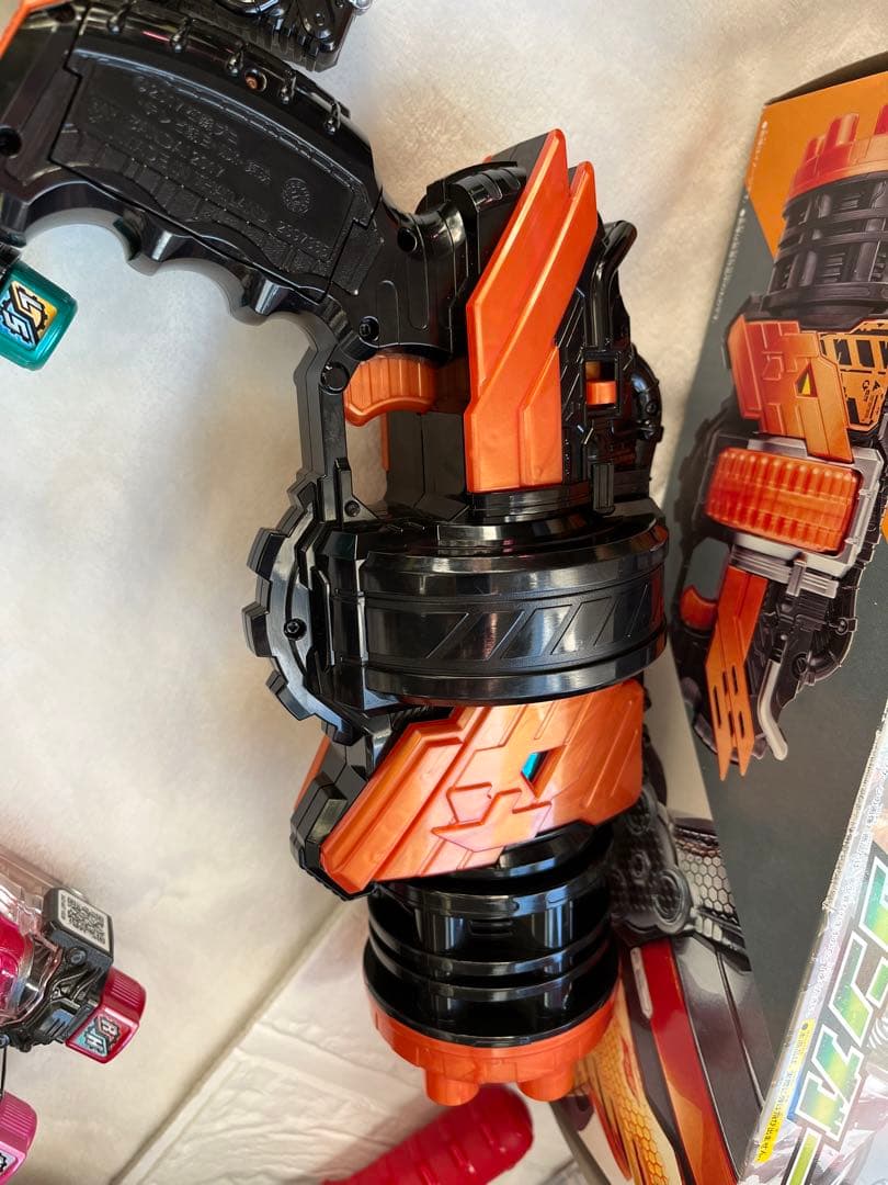 仮面ライダービルドセット　フィギュア付き　最後のページのスチームブレード付き中古