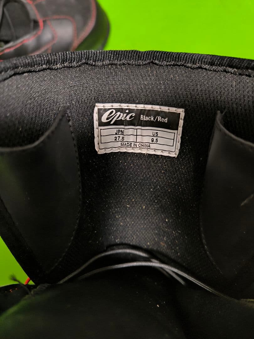 美品　Epic スノーボードブーツ ブラック/レッド 　27.5