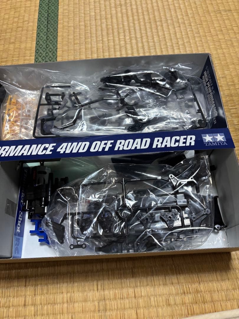 タミヤ サンダーショット4WD レーシングバギー(2022年復刻版)組み立て途中