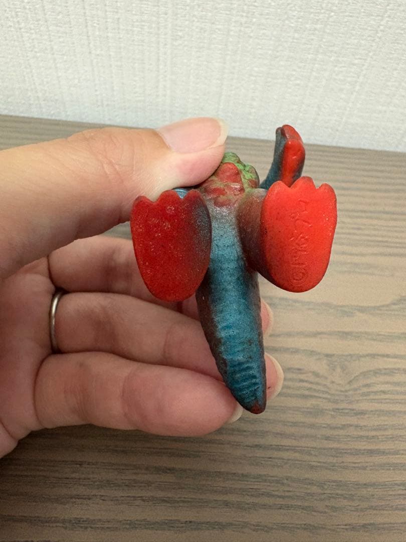 【レア】当時物　怪獣　ゴモラペンダント 円谷