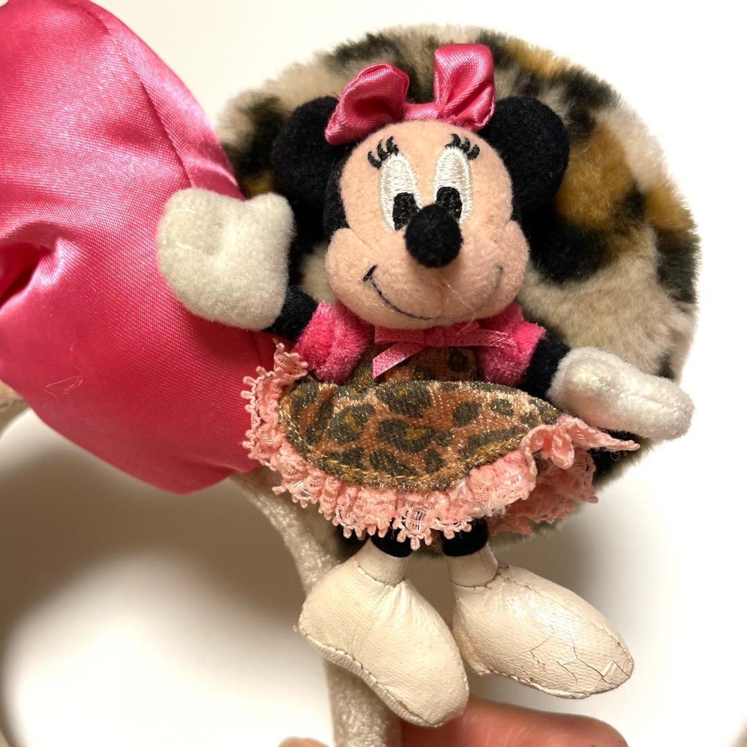 ☆ディズニー☆ミニーマウス　ヒョウ柄カチューシャ&ポシェット