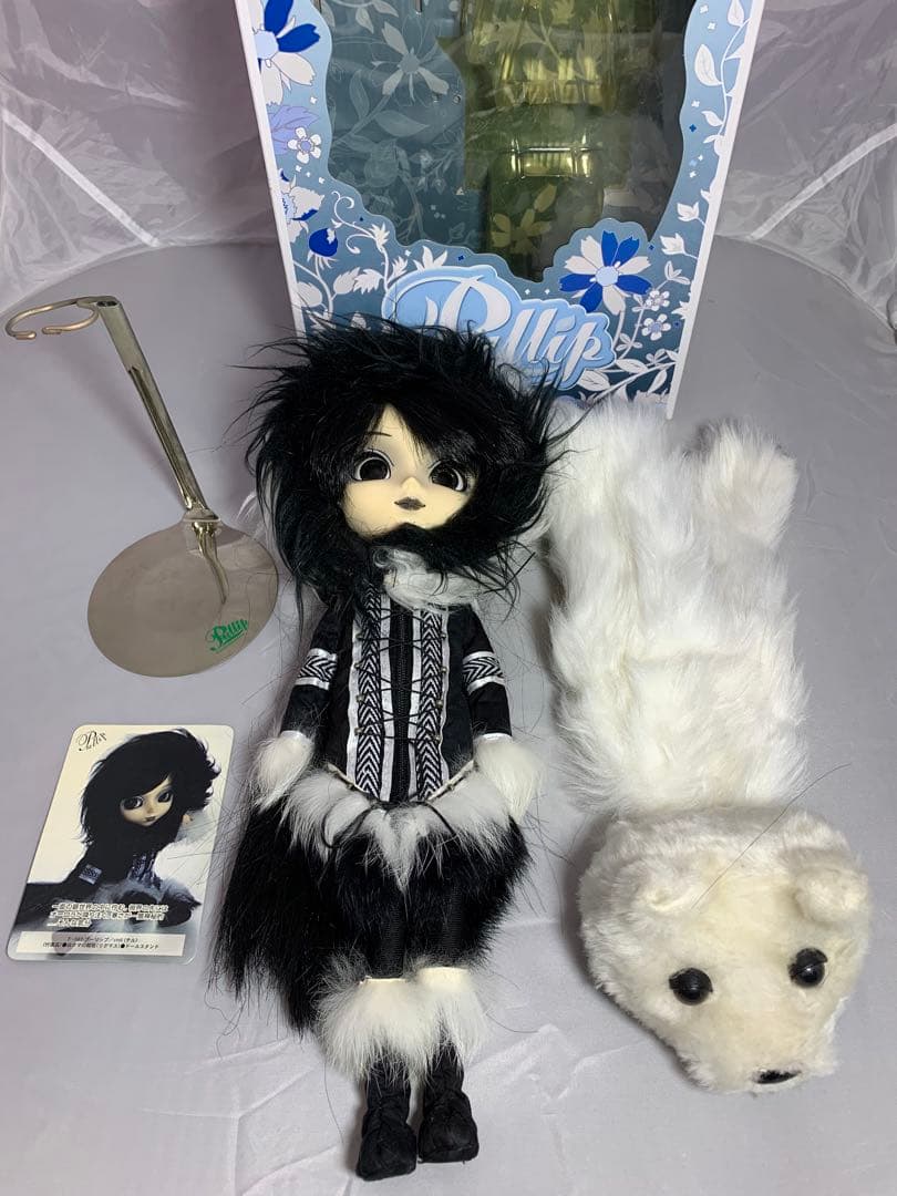 プーリップ　F-563 chill チル　人形　ドール