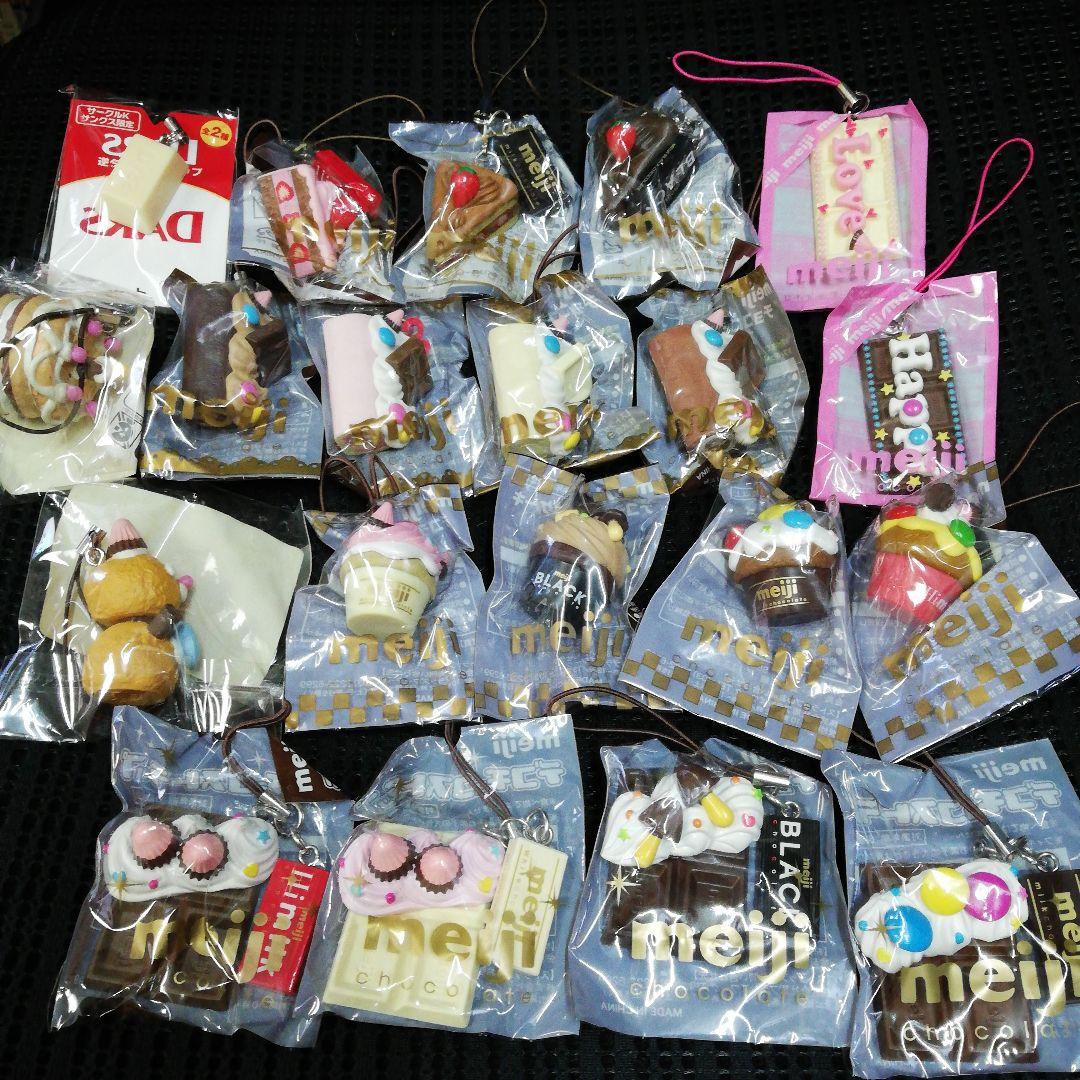 レアmeiji明治森永スイーツデコチョコケーキストラップ非売品