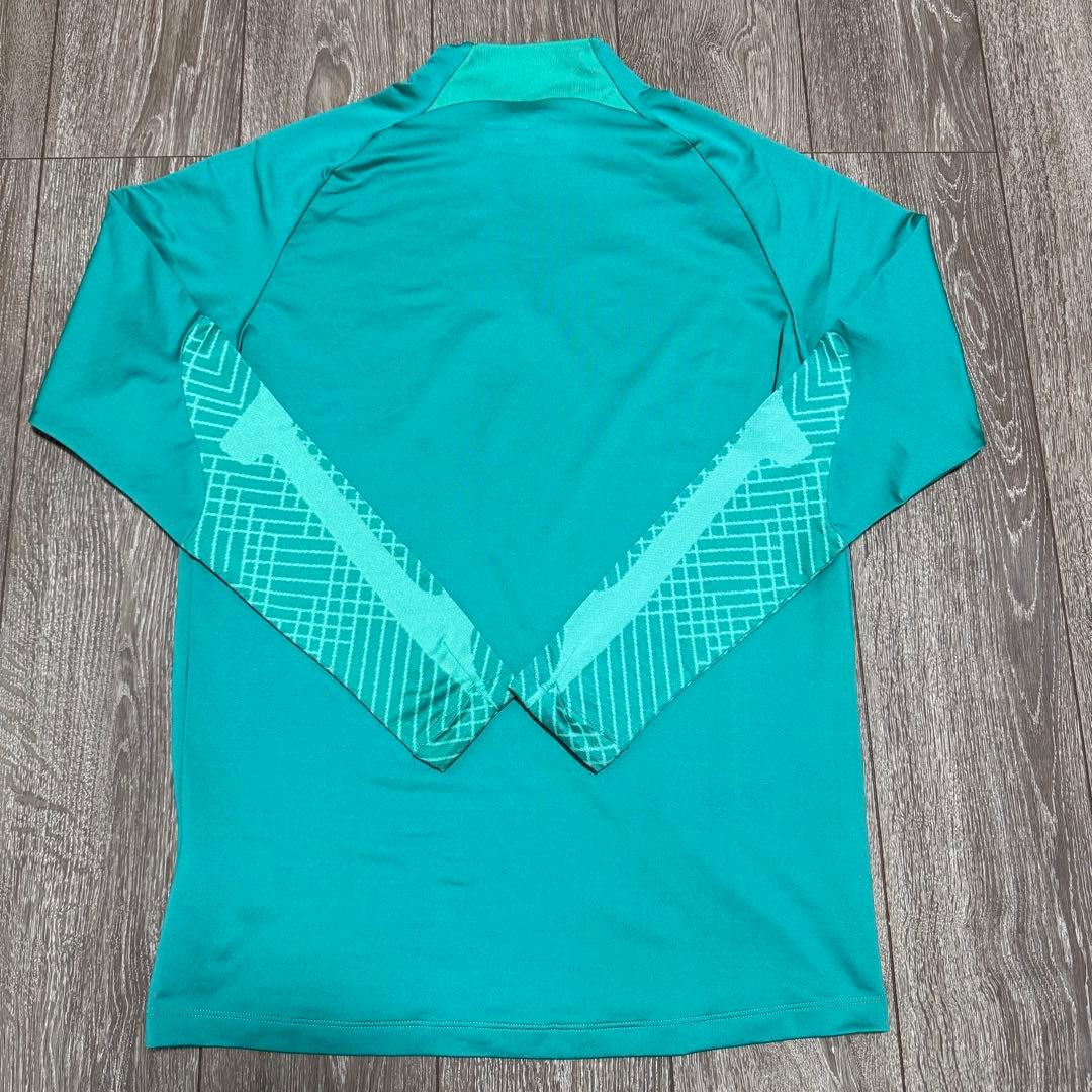 超美品 NIKE ナイキ サッカー トレーニングウェア ジャージ 上下セット M