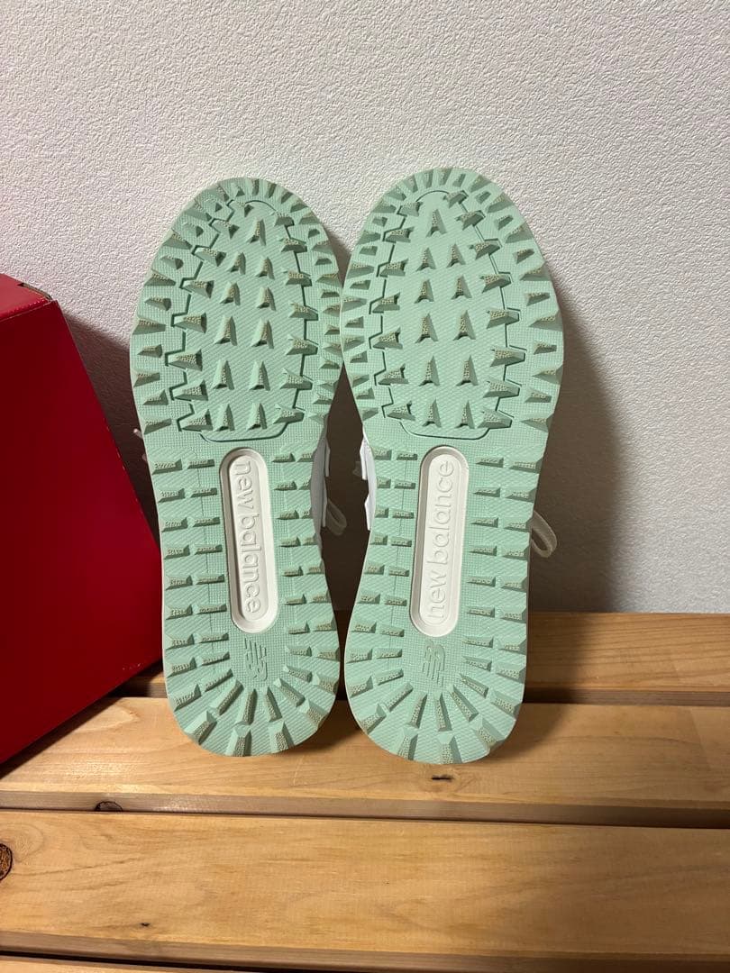 ニューバランスレディースゴルフシューズ24センチ