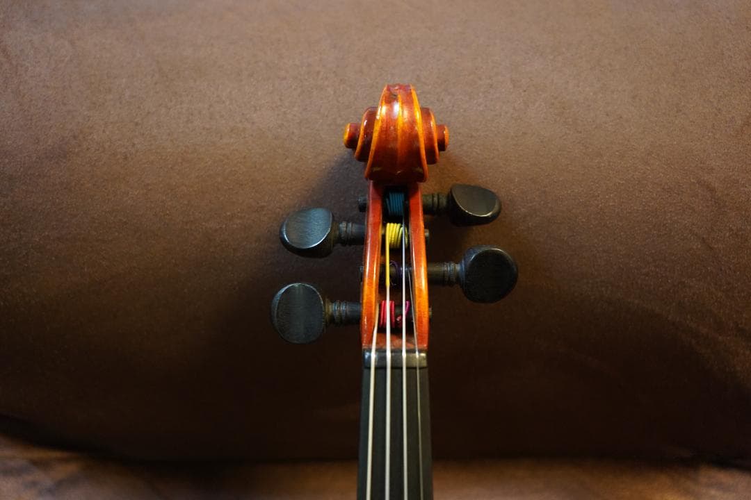 【黄金期・良音】　スズキ　バイオリン　No.330 1/2　70年代　新品弓