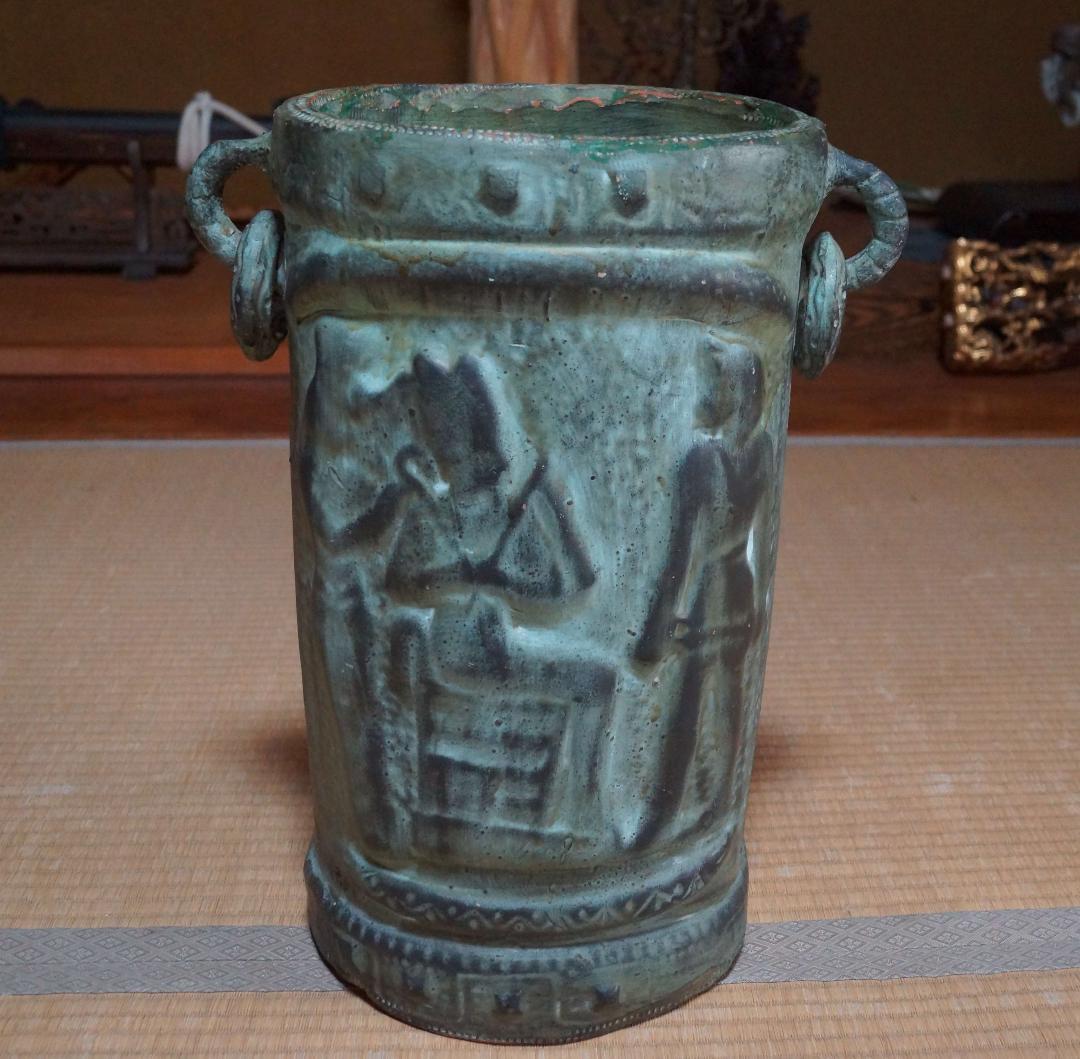 スペイン製 陶器製 細工浮彫『古代エジプト壁画風』大型造形飾り壺 双耳飾り壺