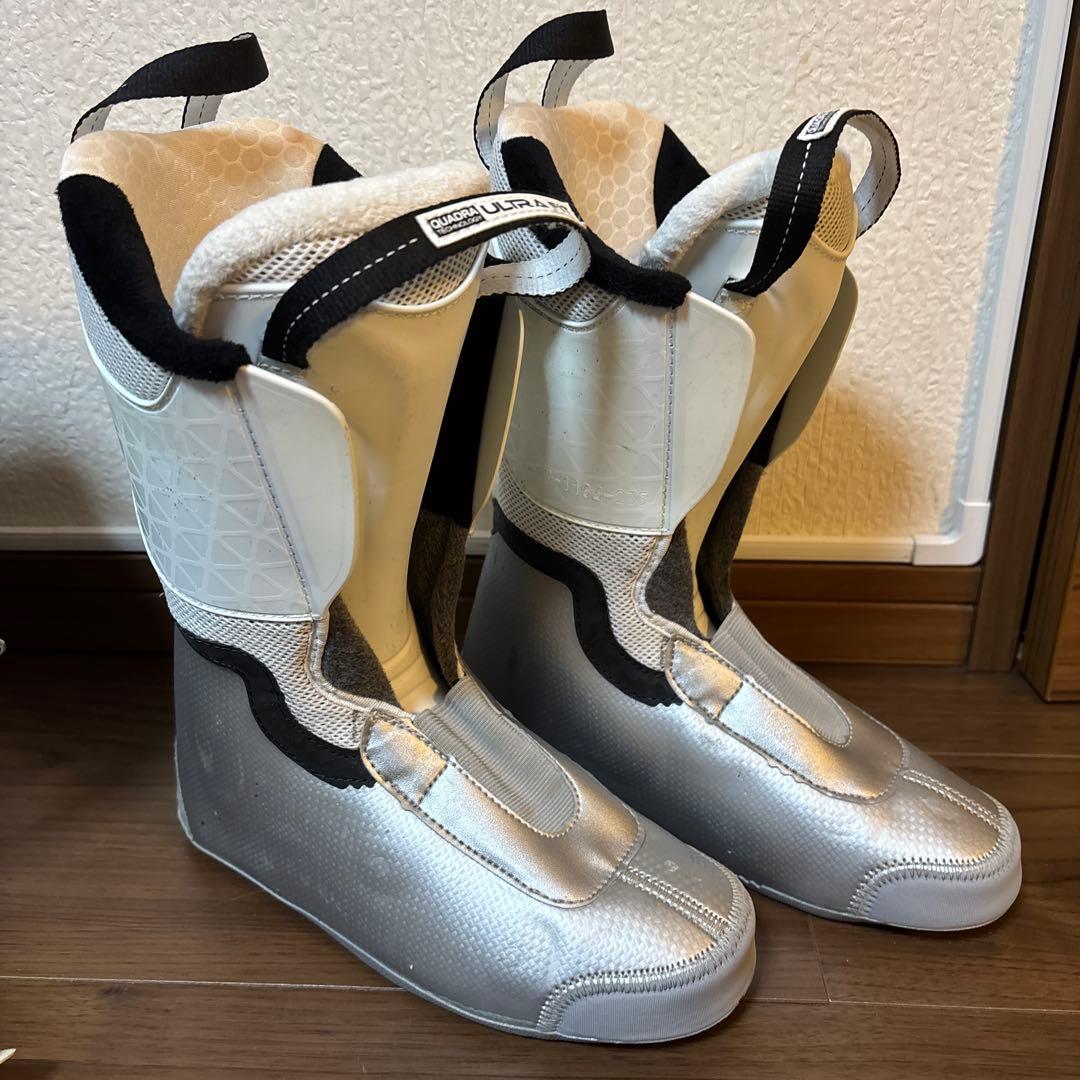 TECNICA 女性用スキーブーツ23.5㎝