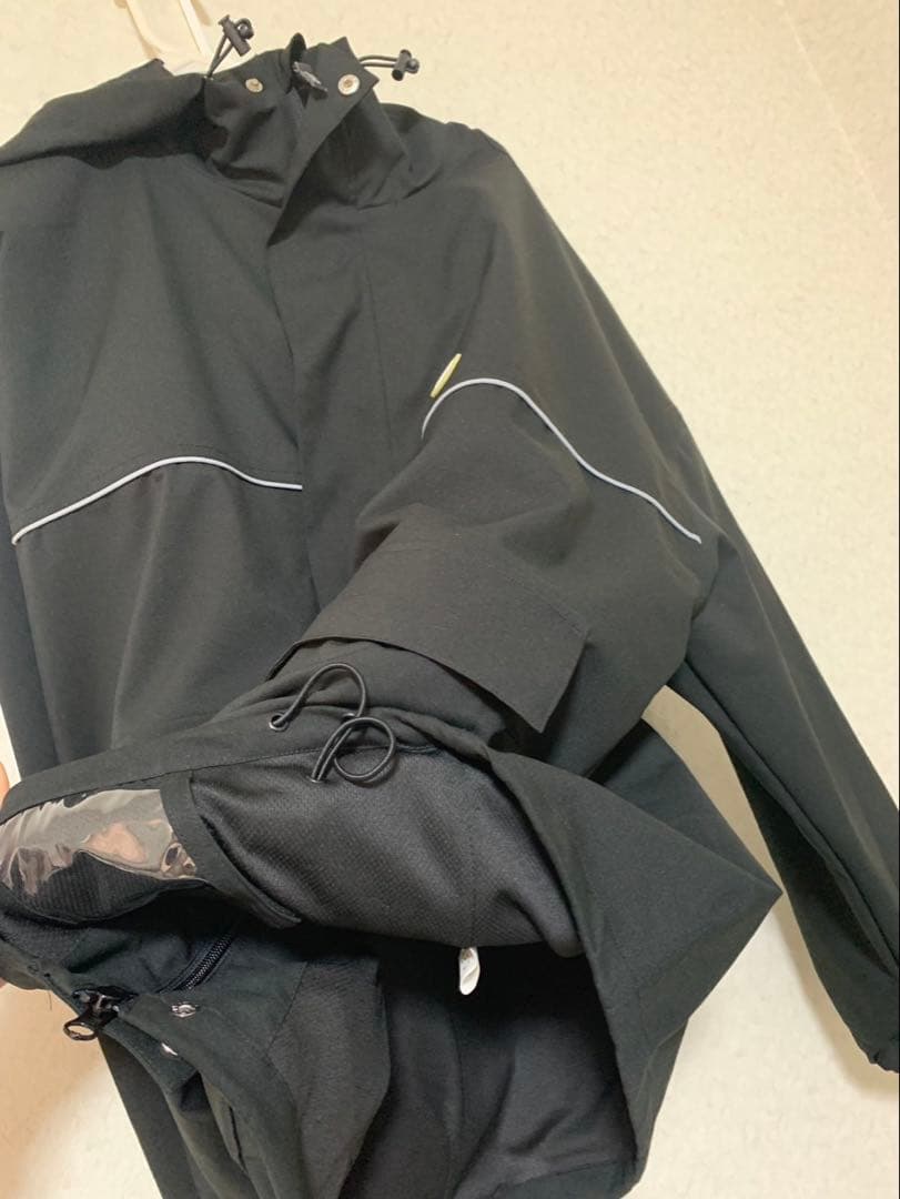 アンセム　スノーボードウェア