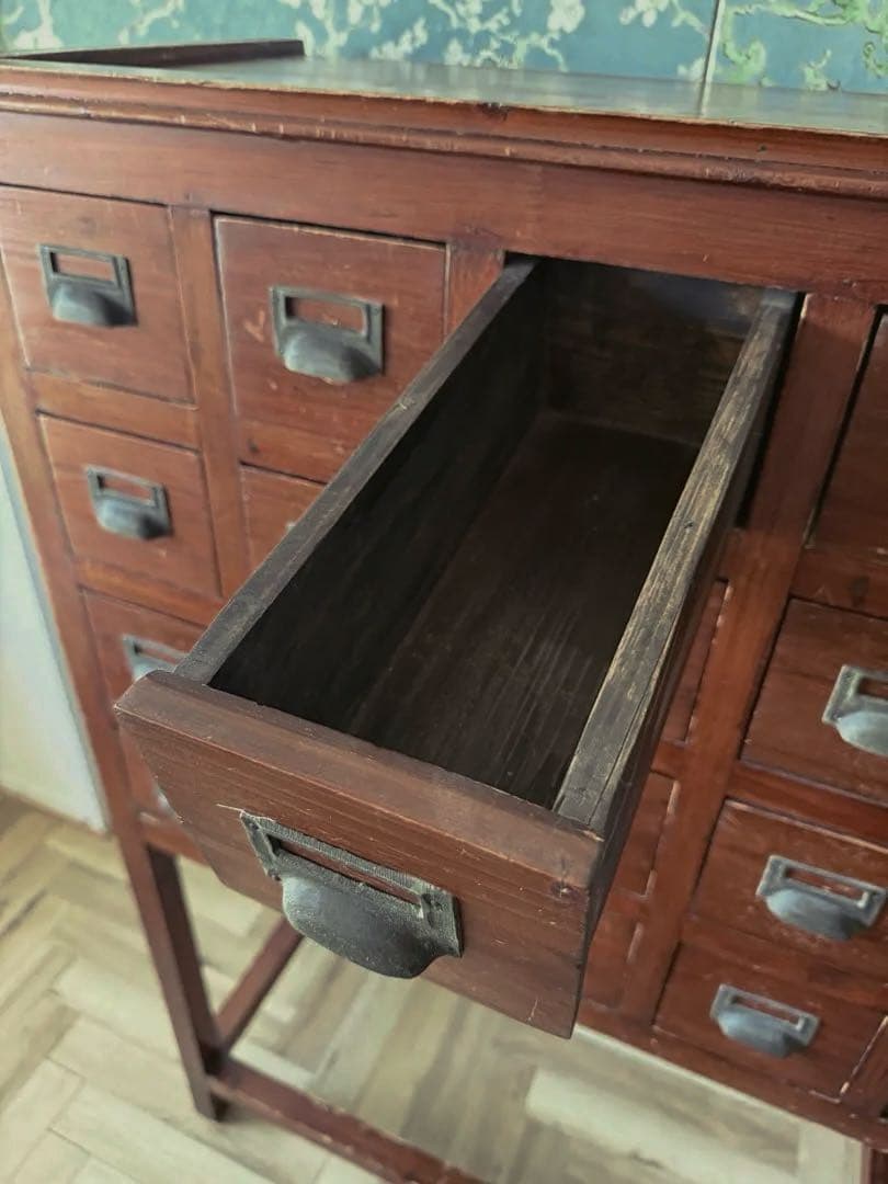 小引き出し　アンティークシェルフ