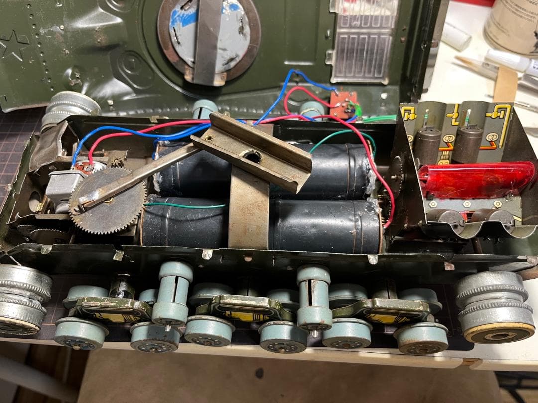 動画あり！！★米澤玩具（ヨネザワ） ピストンスケルトンM4シャーマンタンク★