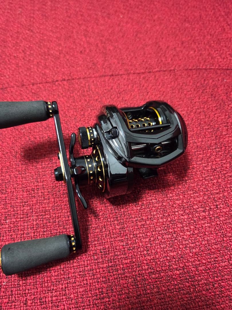 ハ*人様 レボブラック9　美品