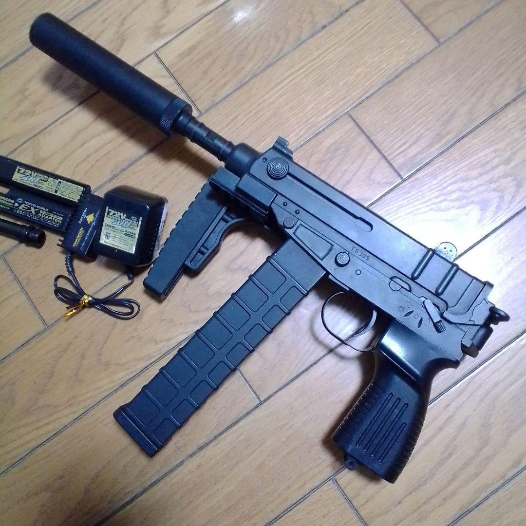 東京マルイ　電動ガン　スコーピオン Vz.61外装カスタム