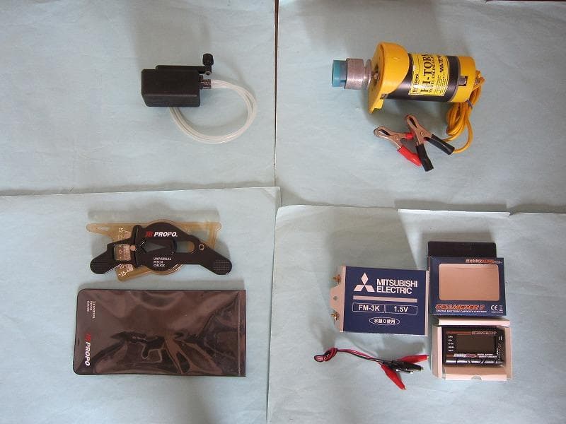 【程度良好】ラジコン　エンジン　ヘリコプター　飛行機　エンジン始動用具セット