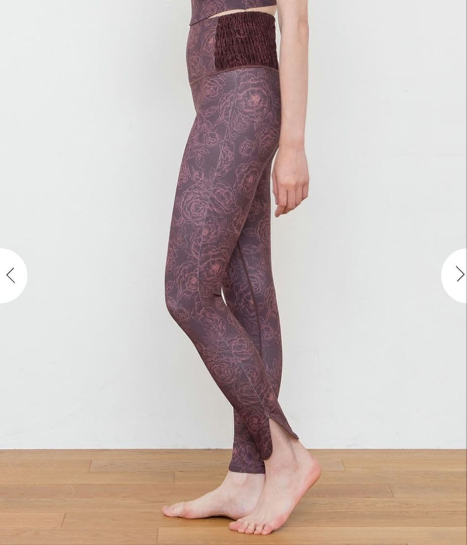 SUKALA　ヨガウェア ブルーミングフラワーレギンスのみ